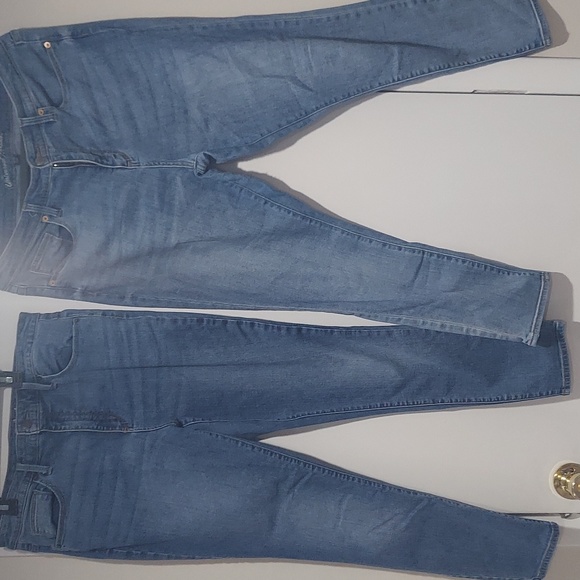 Universal Thread Jean Bundle - Picture 7 of 13